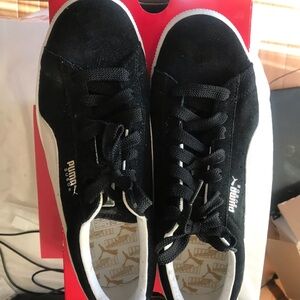 Puma NEW vintage Mens Black/Gold/White Sneakers Casual Shoes mens 8.5